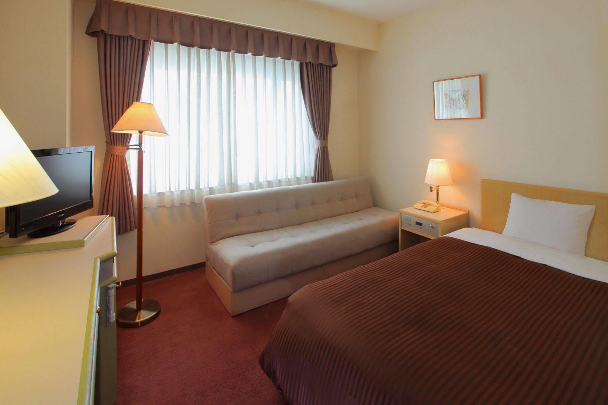 Hotel Green Tower Makuhari Chiba Eksteriør bilde
